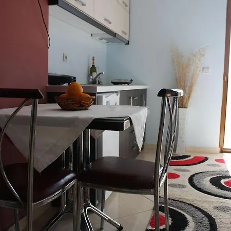 Mbyllur Apartment Sarande